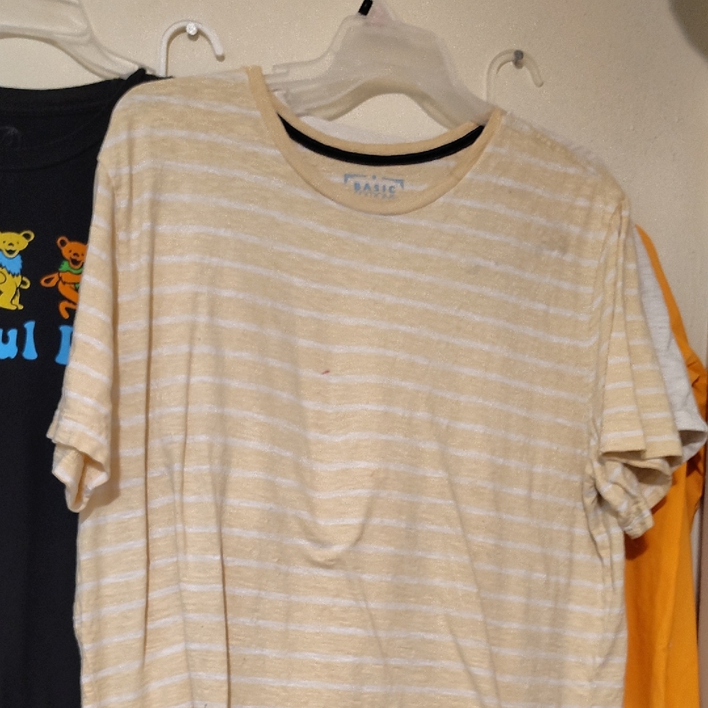 Basic Editions Yellow and White Short Sleeve Tee